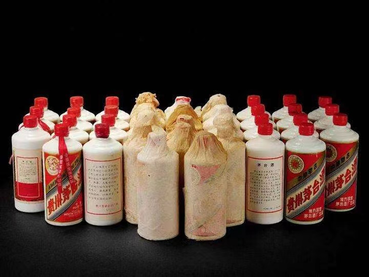 重庆日照岚山回收酒价格哪里回收(附近上门回收茅台酒）?